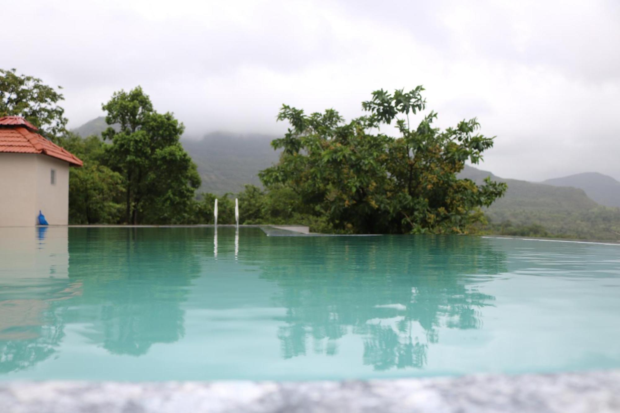 Willa Shinde'S Tikona Valley Farm Pune Zewnętrze zdjęcie