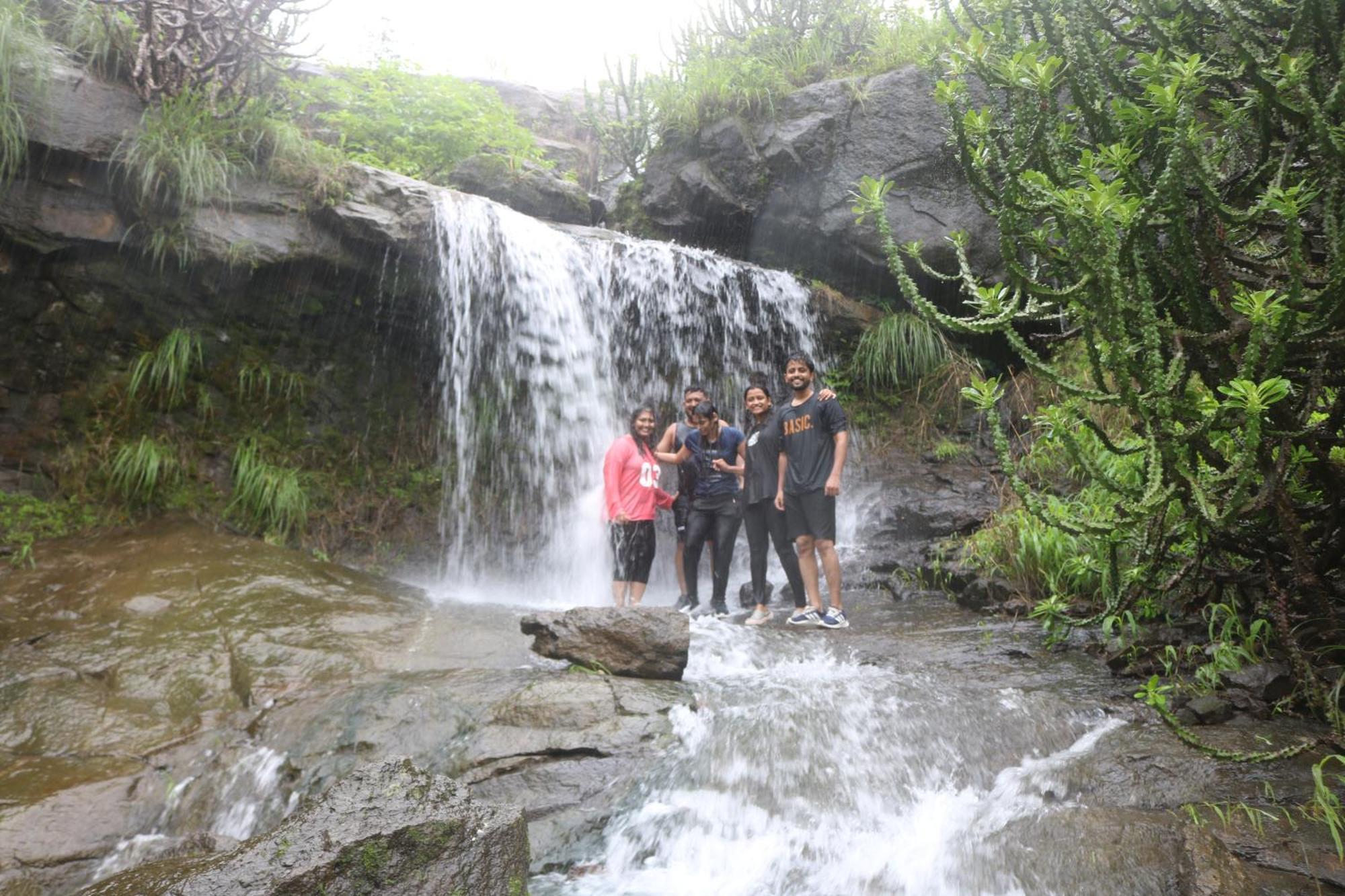 Willa Shinde'S Tikona Valley Farm Pune Zewnętrze zdjęcie