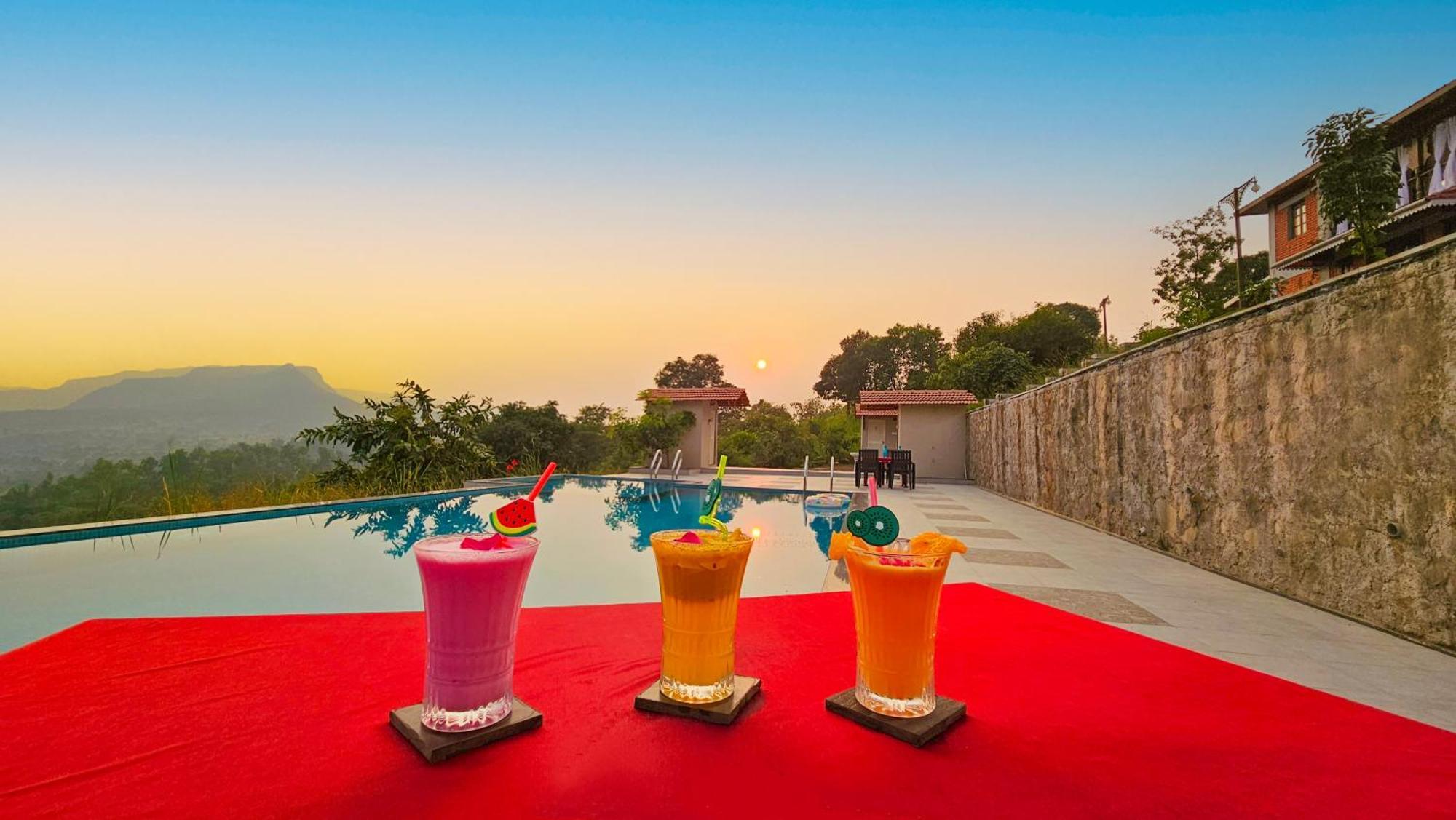 Willa Shinde'S Tikona Valley Farm Pune Zewnętrze zdjęcie