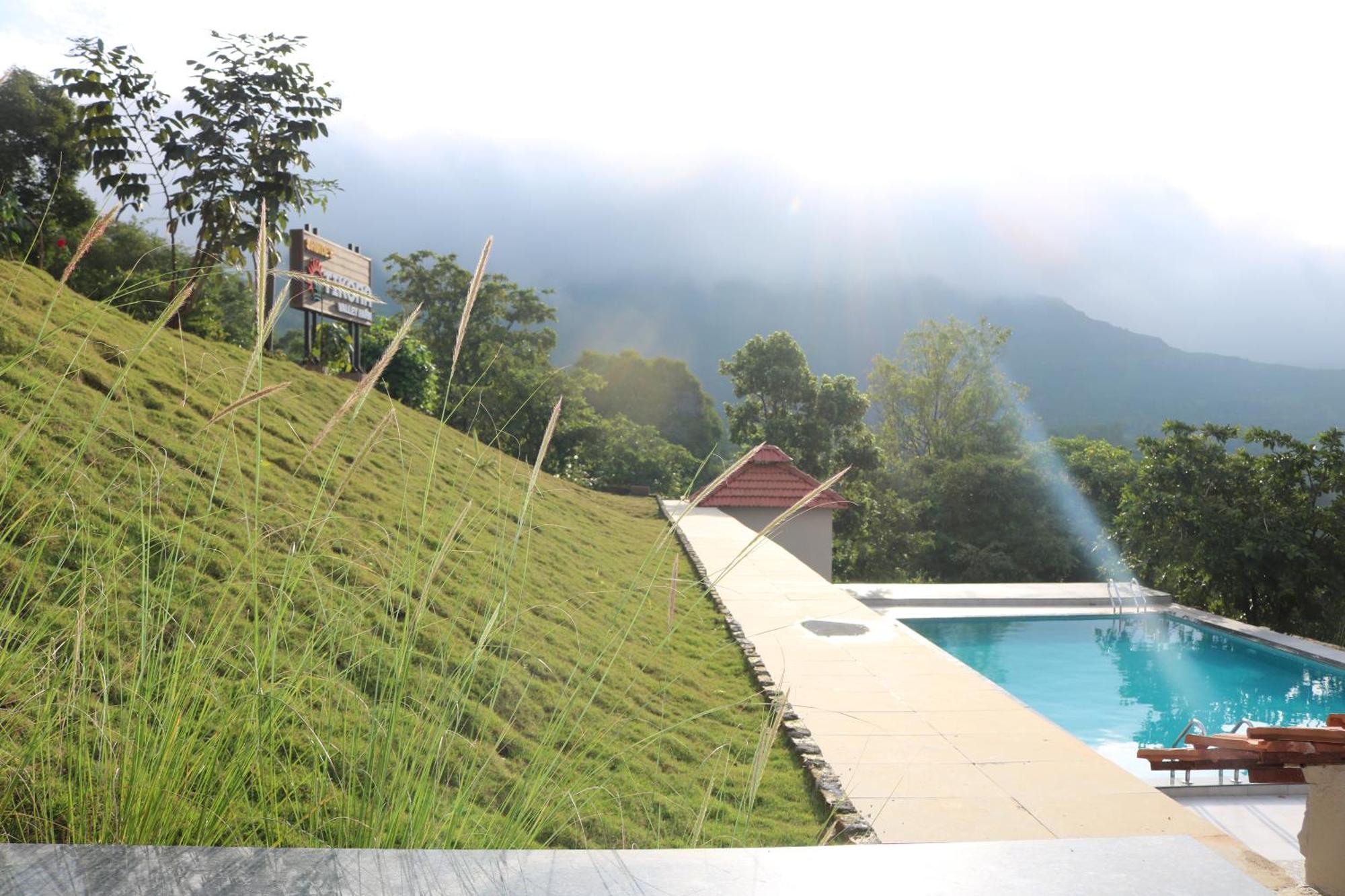 Willa Shinde'S Tikona Valley Farm Pune Zewnętrze zdjęcie