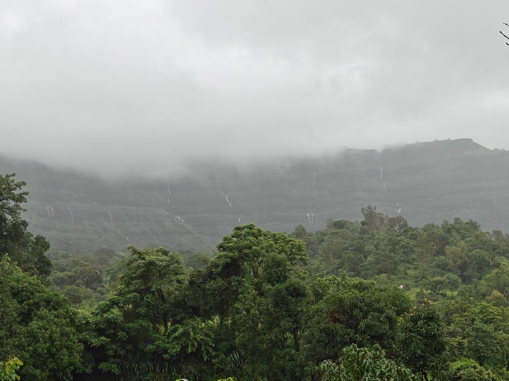 Willa Shinde'S Tikona Valley Farm Pune Zewnętrze zdjęcie